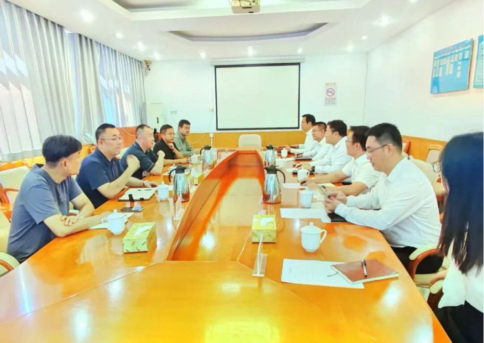 武俊杰拜会北京市通州区永顺镇党委书记谢楠，党委副书记、镇长张逢